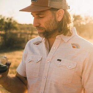 Howler Brothers Crosscut Deluxe shirt